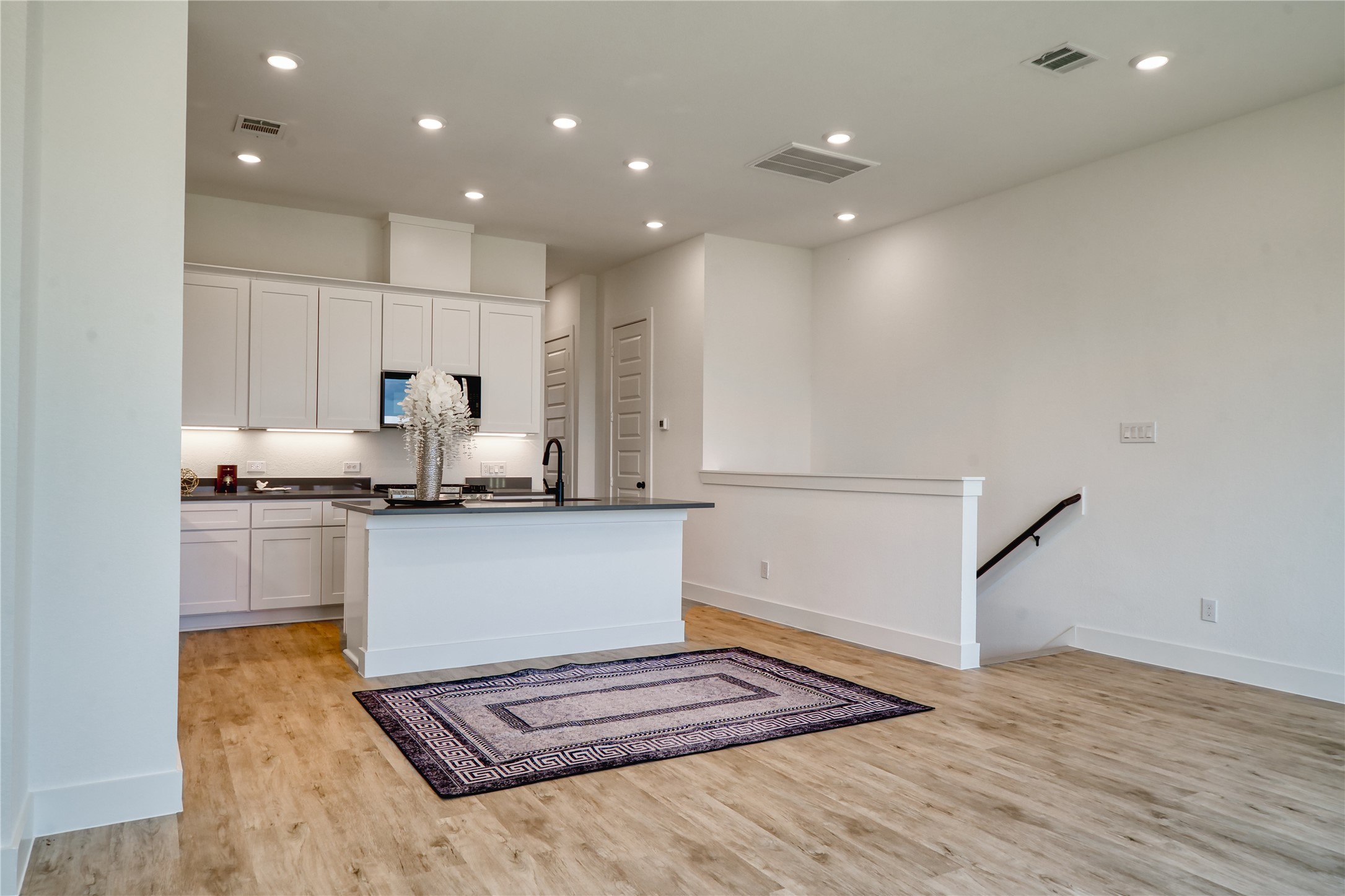 5324 Rue Street Houston, TX 77033 - Photo 11 of 28