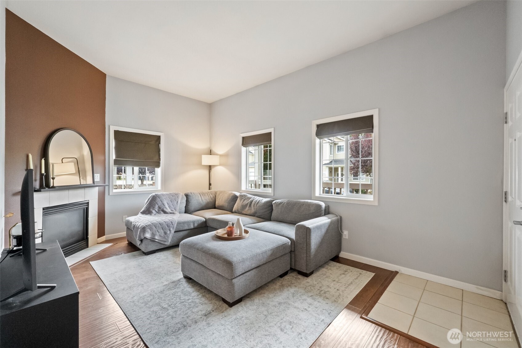 2750 Diamond Loop, Unit E Milton, WA 98354 - Photo 7 of 29 a living room with furniture and a window
