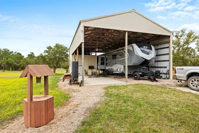 $1,175,000 | 426 Preiss Ranch Road, Blanco, TX 78606