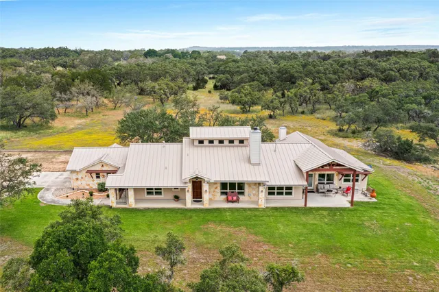 $1,175,000 | 426 Preiss Ranch Road, Blanco, TX 78606