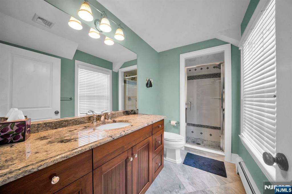 222 Deep Brook Road Wyckoff, NJ 07481 - Photo 33 of 50