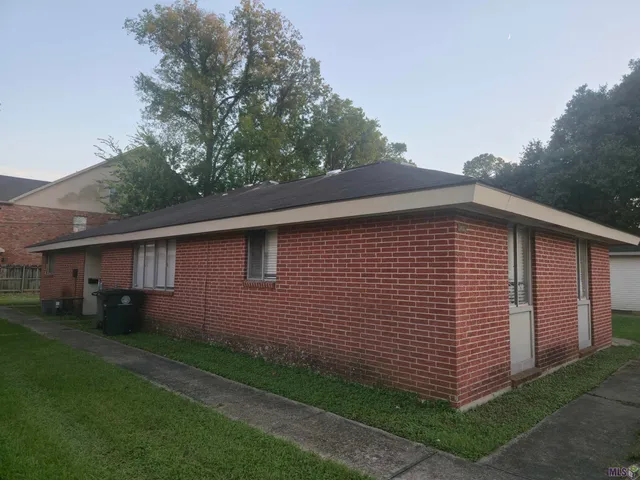 $277,000 | 463-465 Jennifer Jean Drive, Unit 2, Baton Rouge, LA 70808