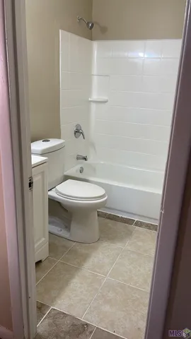 $277,000 | 463-465 Jennifer Jean Drive, Unit 2, Baton Rouge, LA 70808