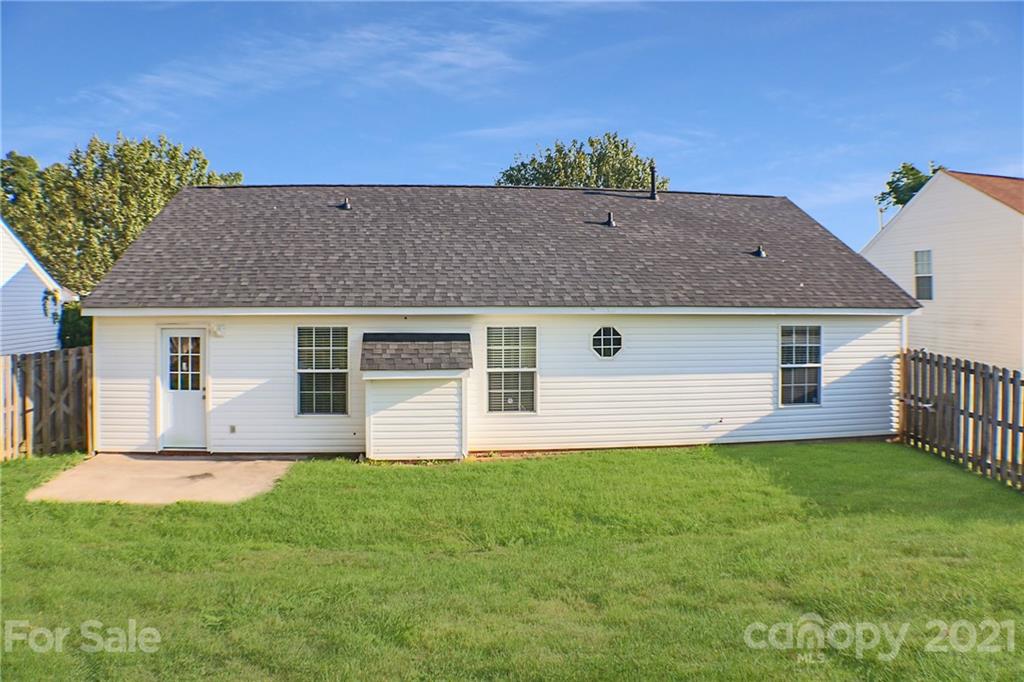 1688 Tate Road Rock Hill, SC 29732 - Photo 4 of 21 Gallery Image 4