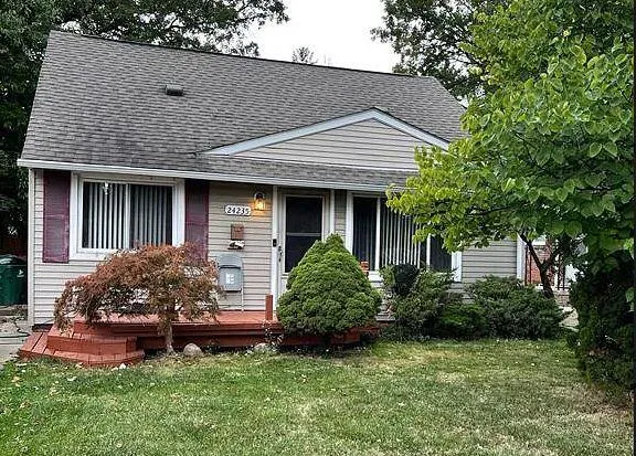 $1,450 | 24235 Lexington Avenue, Eastpointe, MI 48021