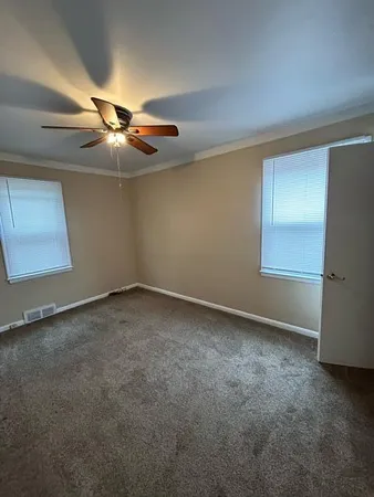 $1,450 | 24235 Lexington Avenue, Eastpointe, MI 48021