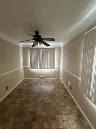 $1,450 | 24235 Lexington Avenue, Eastpointe, MI 48021