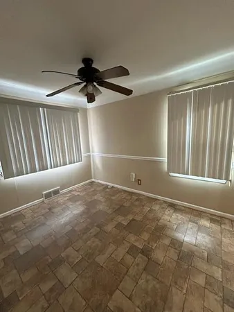 $1,450 | 24235 Lexington Avenue, Eastpointe, MI 48021