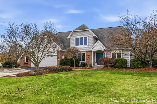 $620,000 | 210 Bay Cir Court, Holland, MI 49424