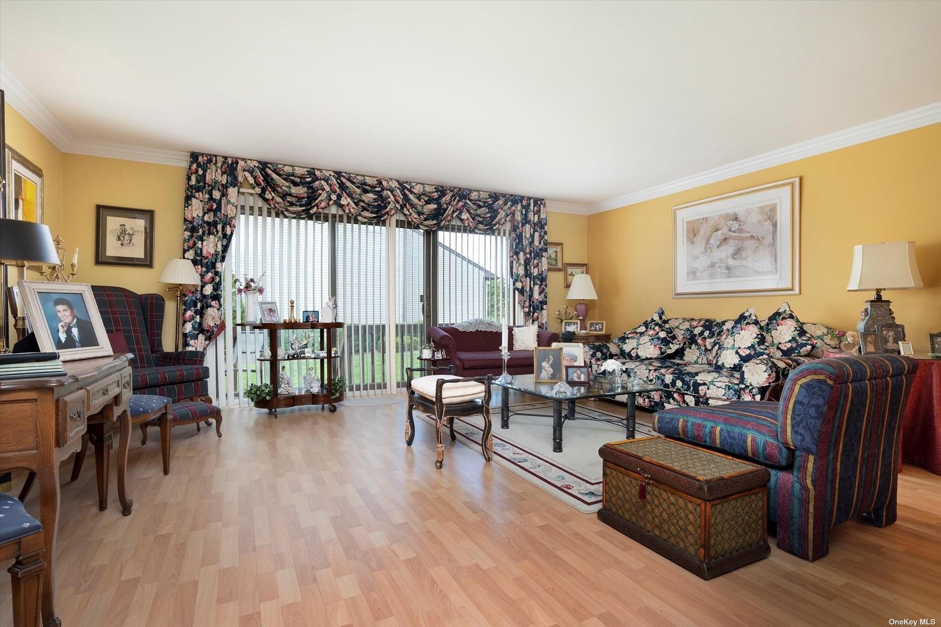 1930 Sunrise Highway, Unit 26, Merrick, NY 11566 Compass