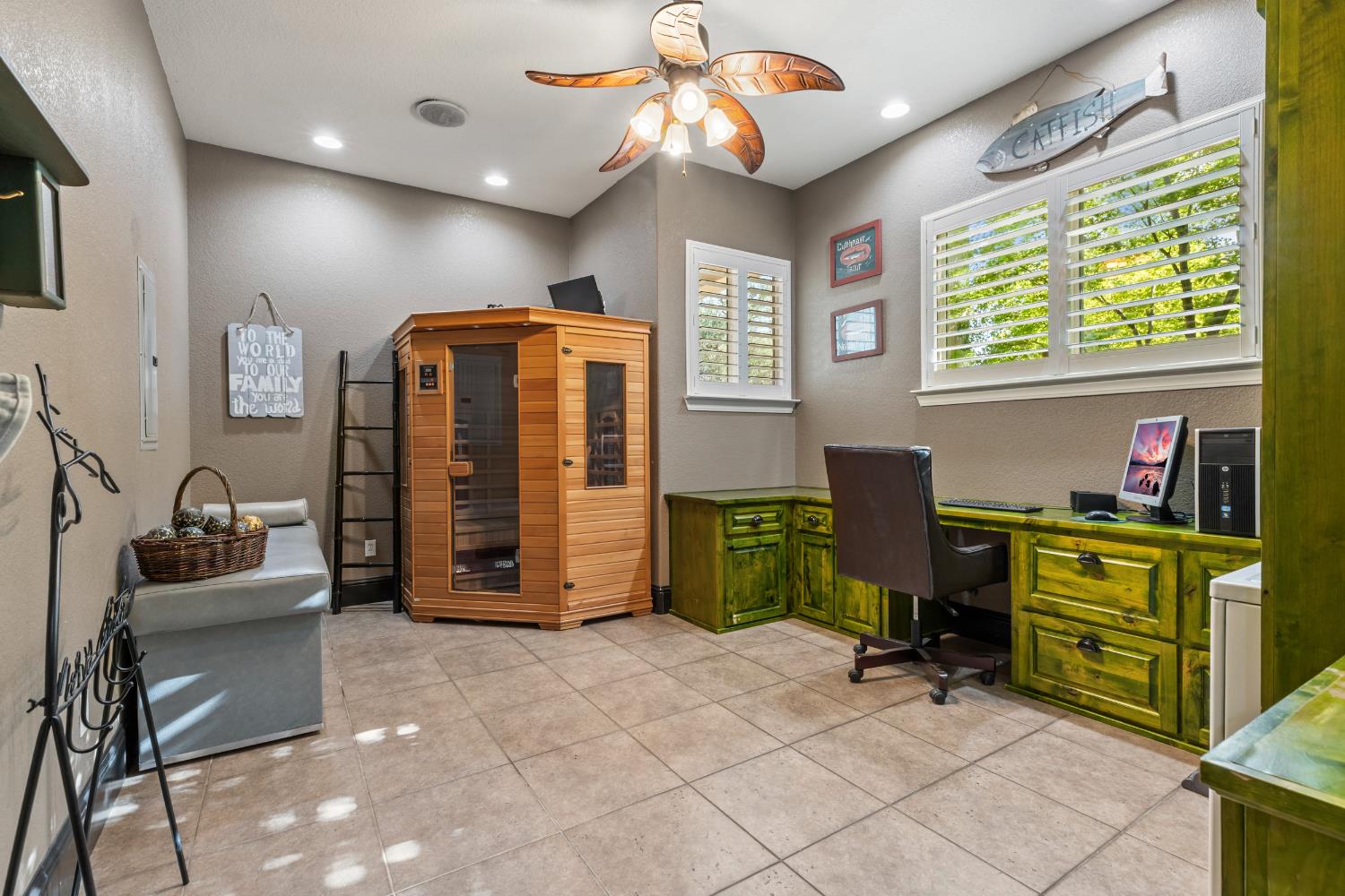 29533 Chapman Way Escalon, CA 95320 - Photo 30 of 99 a view of a livingroom with workspace and a window