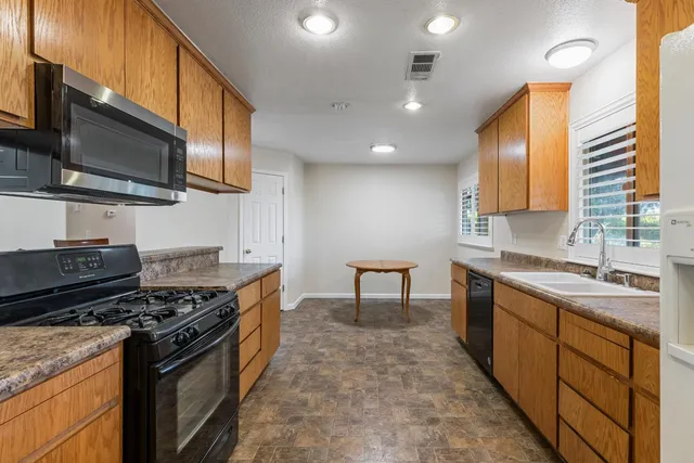 $2,219,999 | 29533 Chapman Way, Escalon, CA 95320