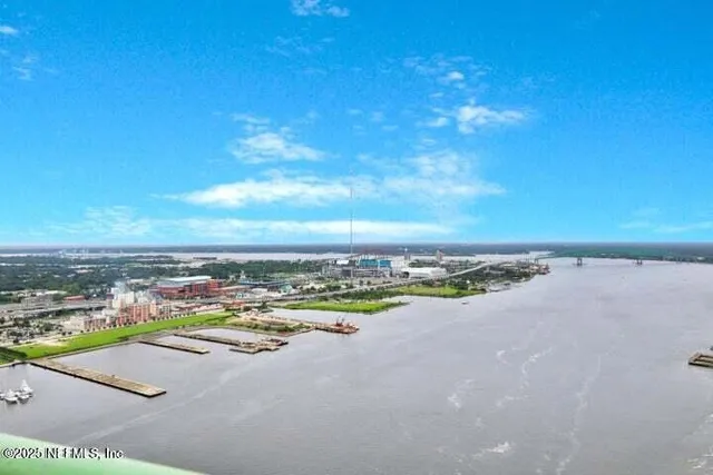 $3,495 | 1431 Riverplace Boulevard, Unit 2402, Jacksonville, FL 32207
