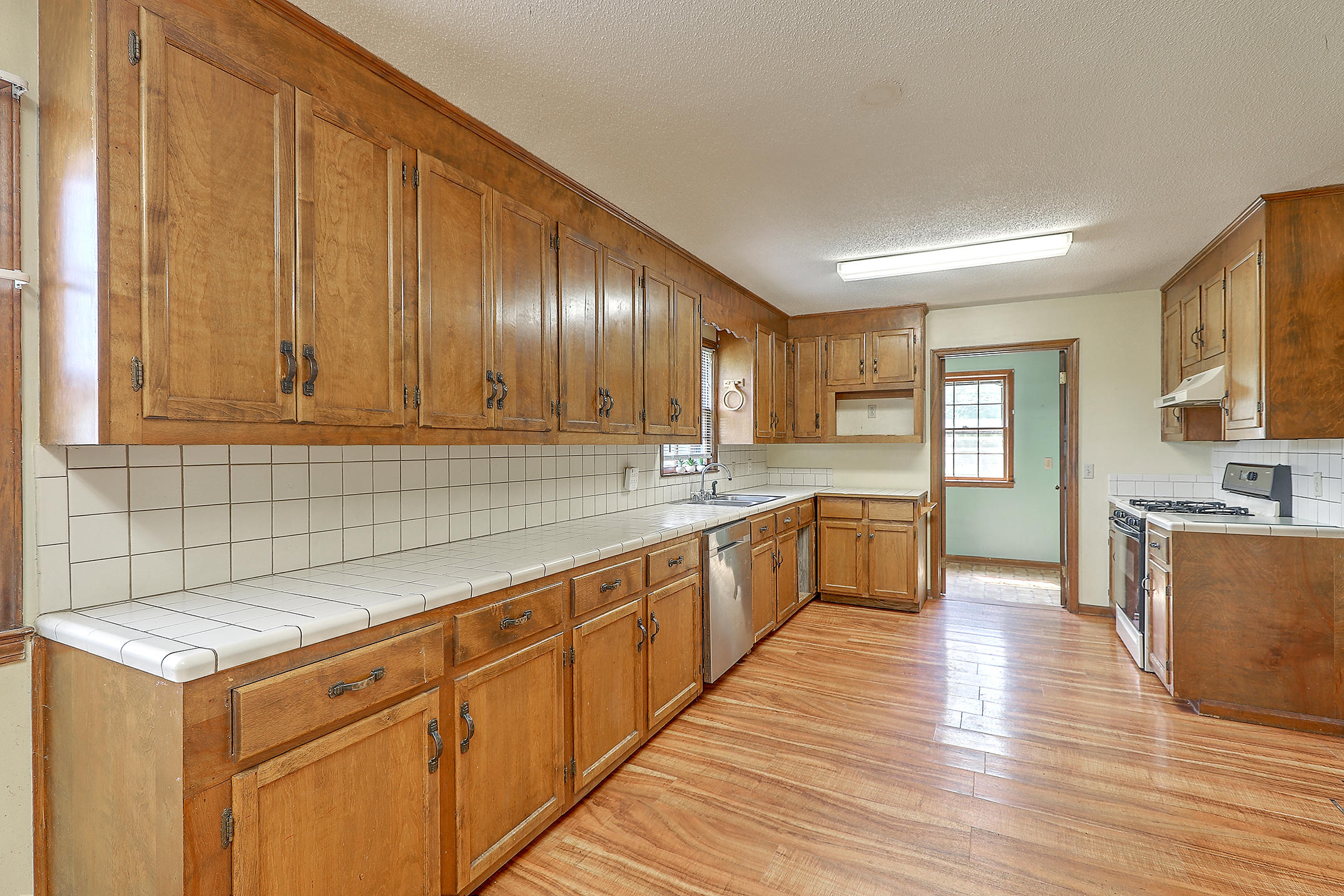 319 Academy Road St. George, SC 29477 - Photo 11 of 34 1R3A0811_2_3_4_5_6_7