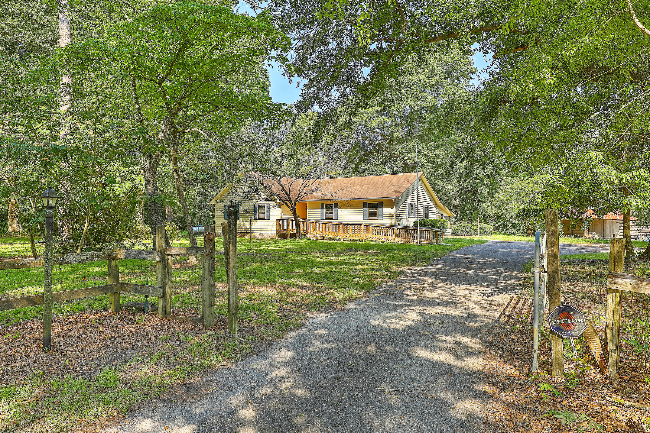 319 Academy Road St. George, SC 29477 - Photo 34 of 34 1R3A0643_4_5_6_7_8_9