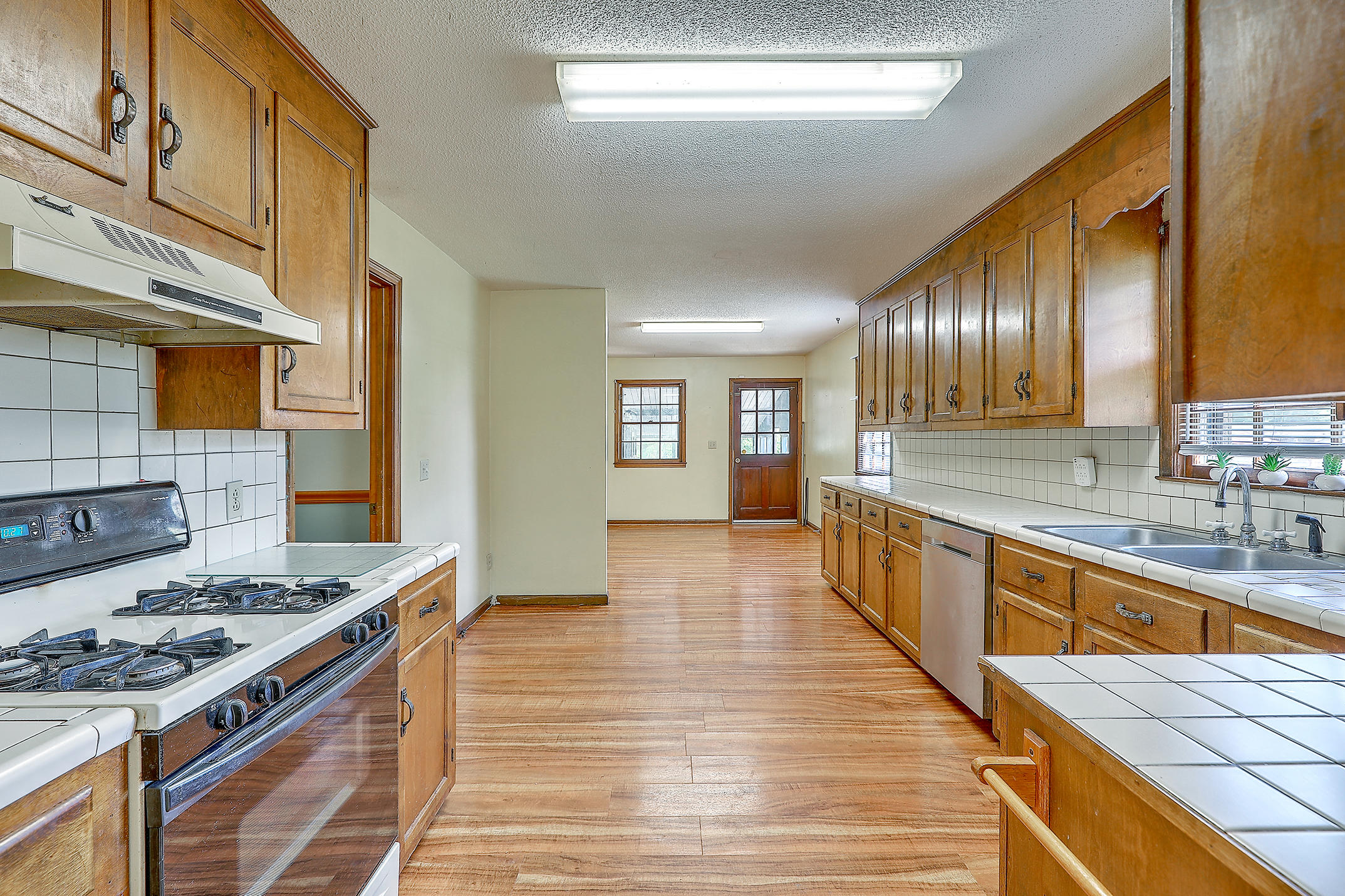 319 Academy Road St. George, SC 29477 - Photo 9 of 34 1R3A0825_26_27_28_29_30_31