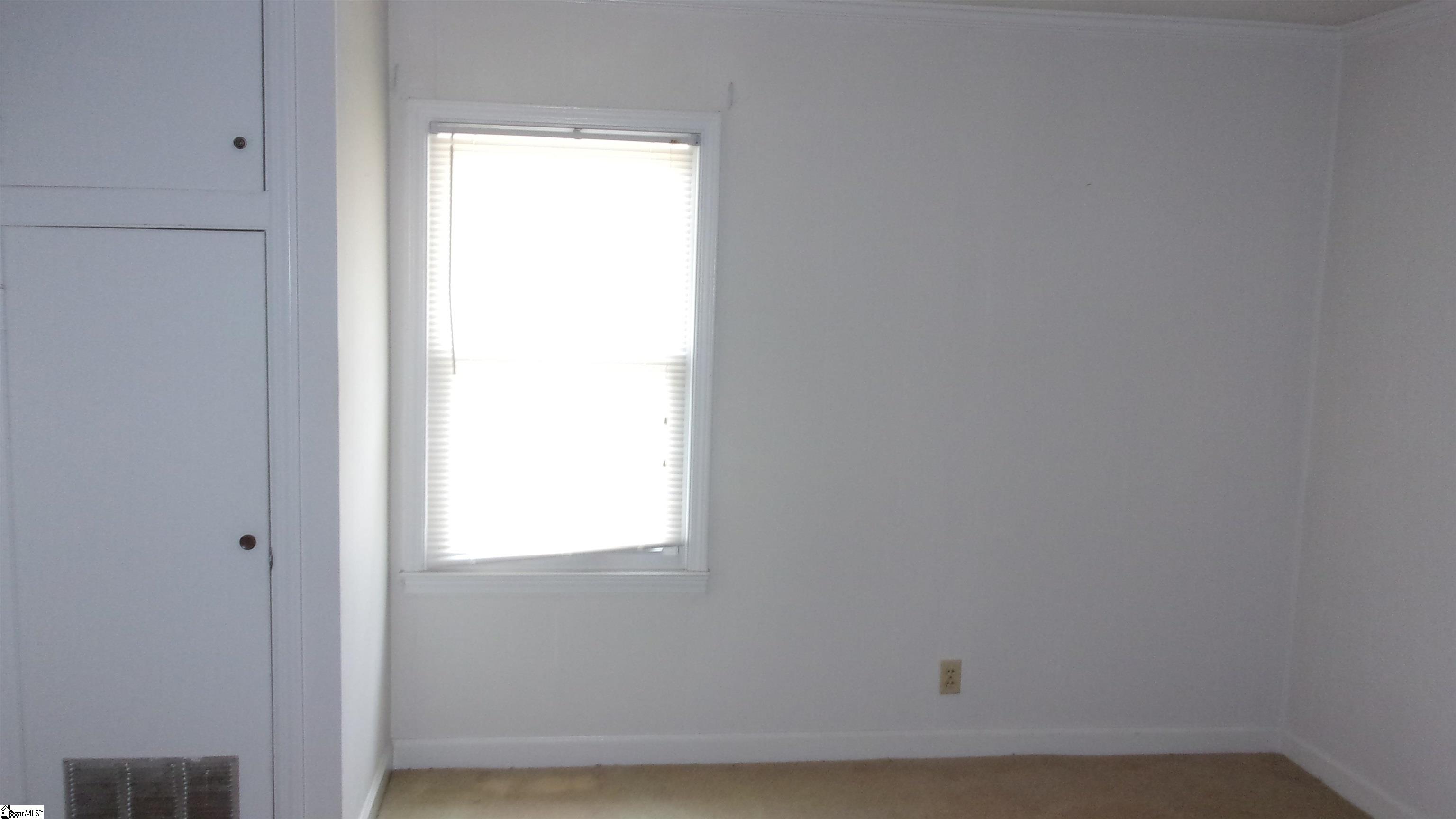 126 Murdock Road Belton, SC 29627 - Photo 8 of 10