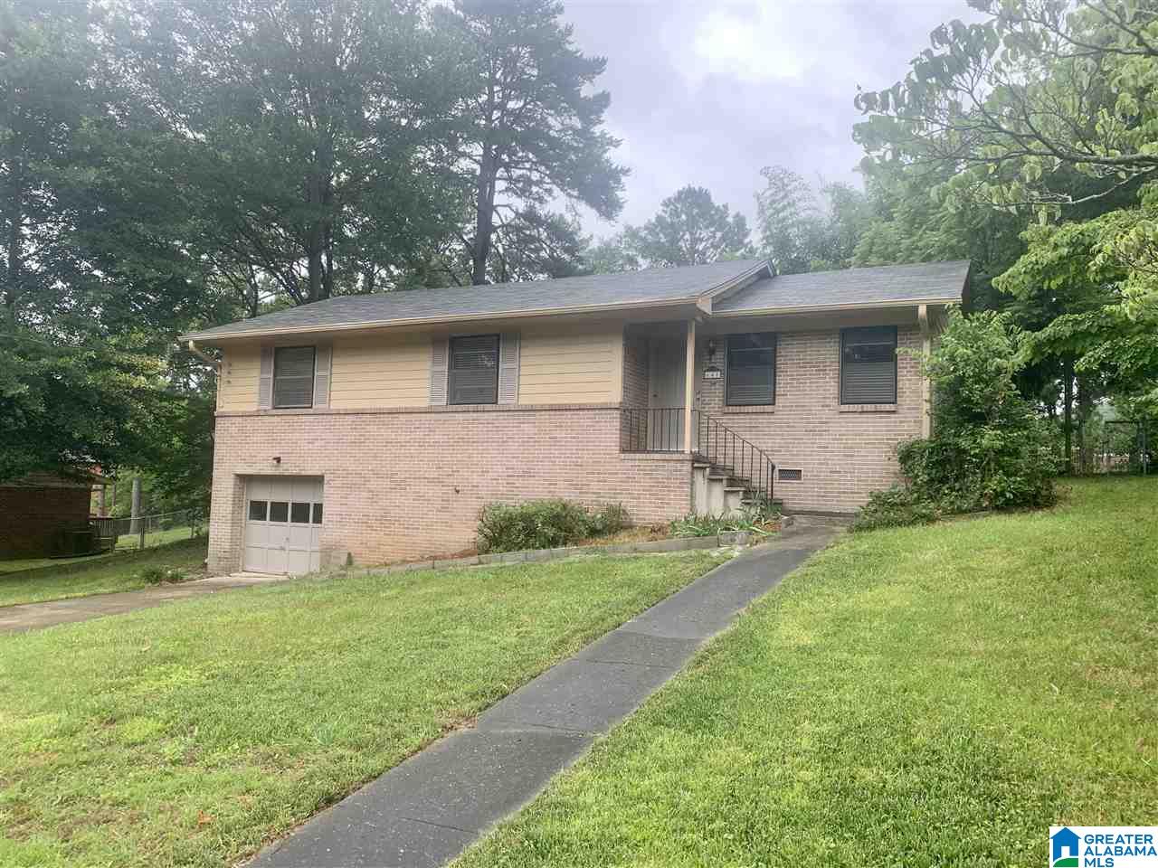 645 Gravlee Lane Birmingham, AL 35206 - Photo 2 of 23