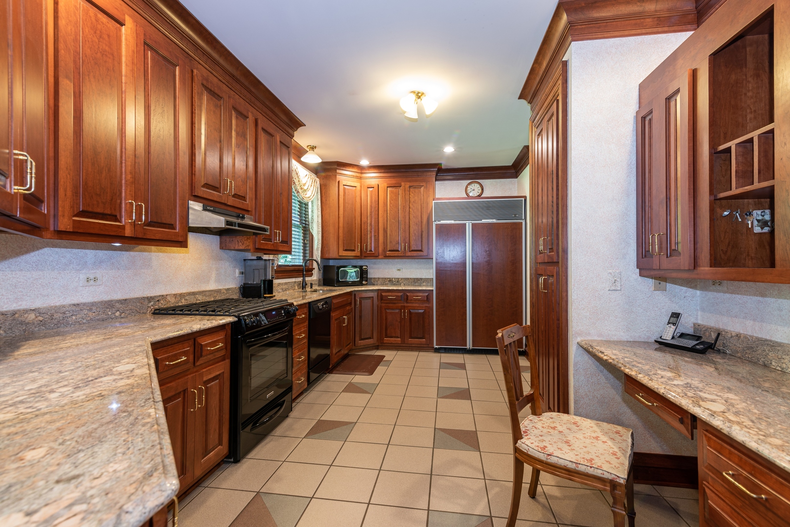 50W734 Winters Road Maple Park, IL 60151 - Photo 5 of 32