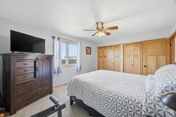 $360,000 | 1527 41st Avenue South, Moorhead, MN 56560