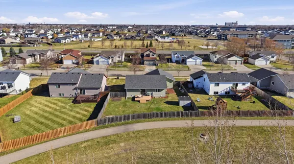 $360,000 | 1527 41st Avenue South, Moorhead, MN 56560