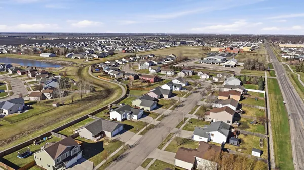 $360,000 | 1527 41st Avenue South, Moorhead, MN 56560