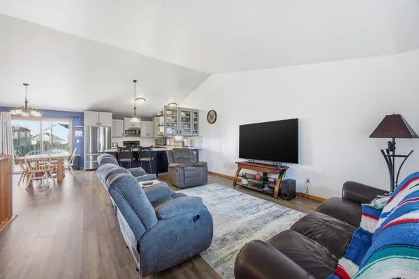 $360,000 | 1527 41st Avenue South, Moorhead, MN 56560