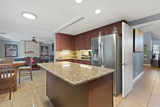 $690,000 | 1745 Parkside Drive, Tracy, CA 95376