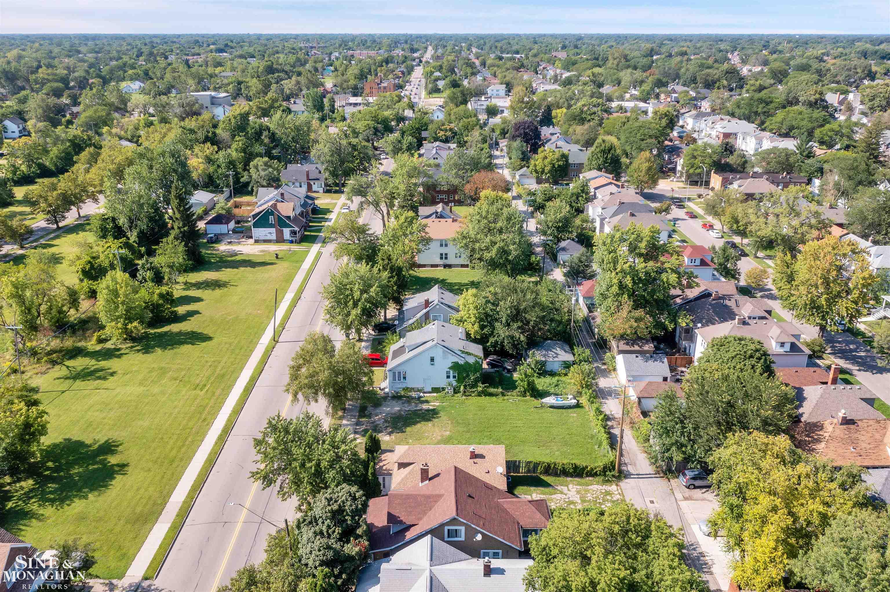 1264 Alter Road Detroit, MI 48215 - Photo 3 of 9