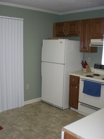 103 Calhoun Street, Unit CHADSWORTH COMMONS 4 Clemson, SC 29631 - Photo 12 of 17 Gallery Image 12