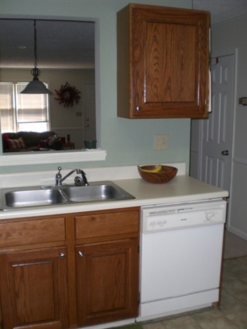 103 Calhoun Street, Unit CHADSWORTH COMMONS 4 Clemson, SC 29631 - Photo 7 of 17 Gallery Image 7