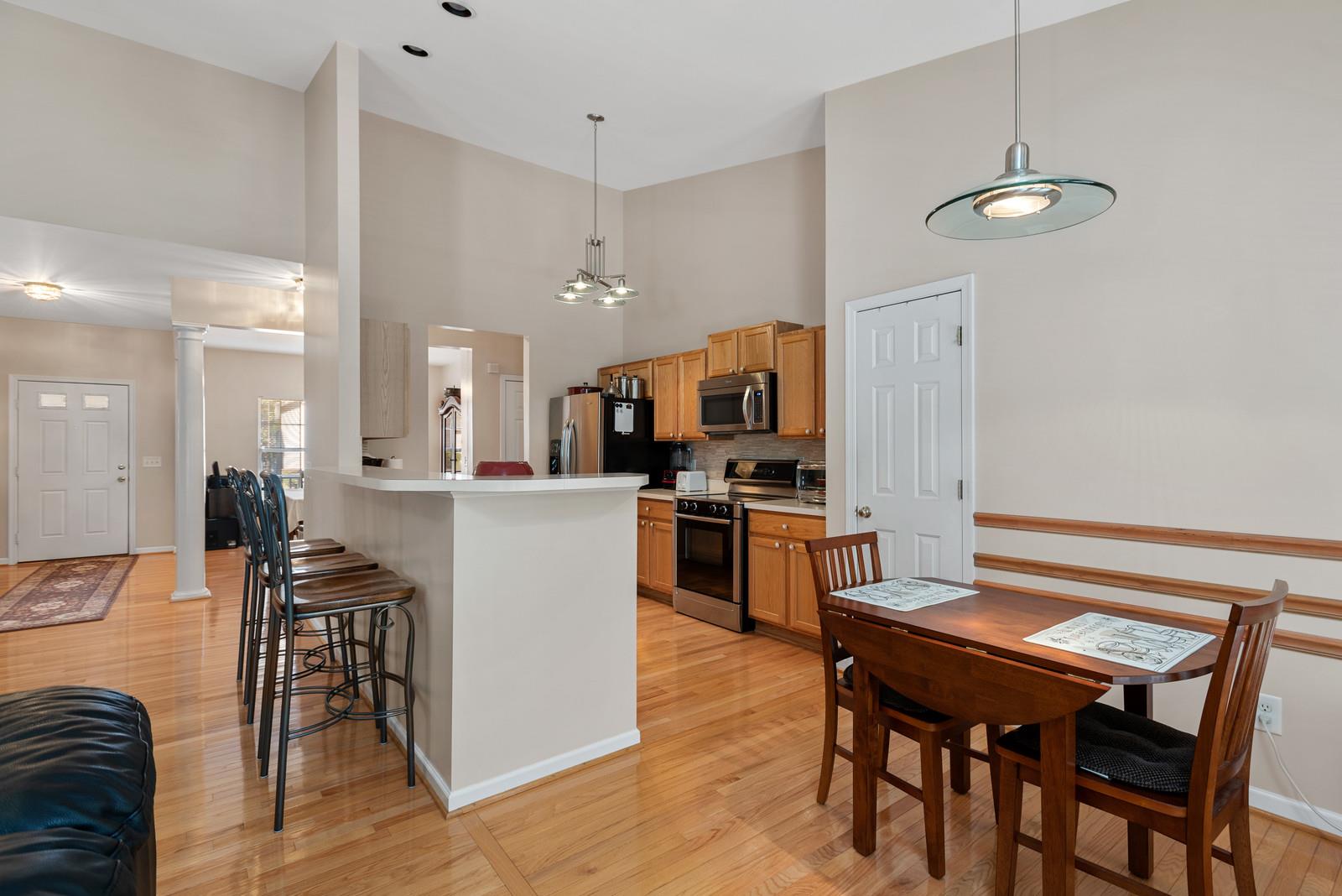 1453 Timber Ridge Circle Nashville, TN 37211 - Photo 13 of 30 The kitchen bar provides additional seating