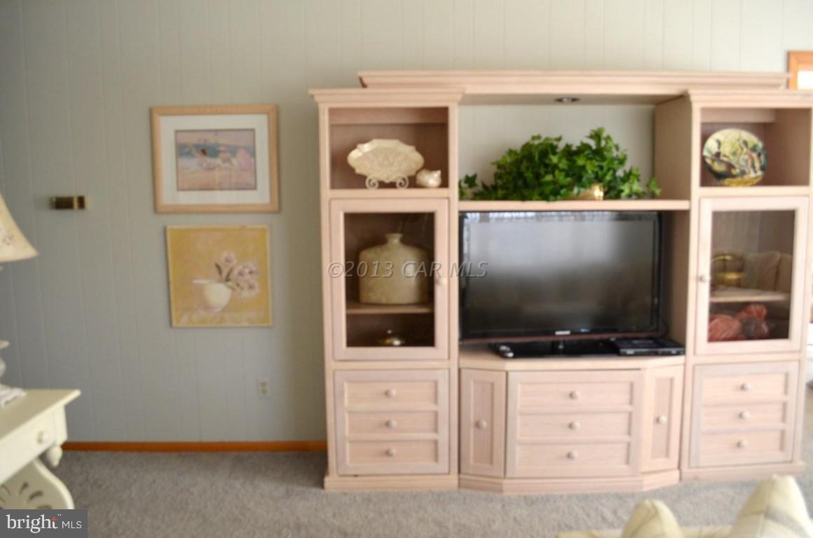 715 Loop Road Ocean City, MD 21842 - Photo 12 of 41 Gallery Image 12
