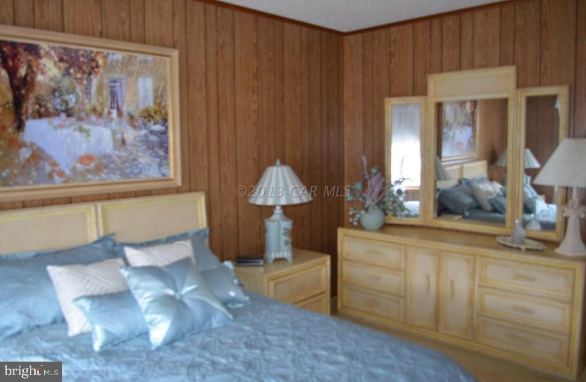 715 Loop Road Ocean City, MD 21842 - Photo 13 of 41 Gallery Image 13