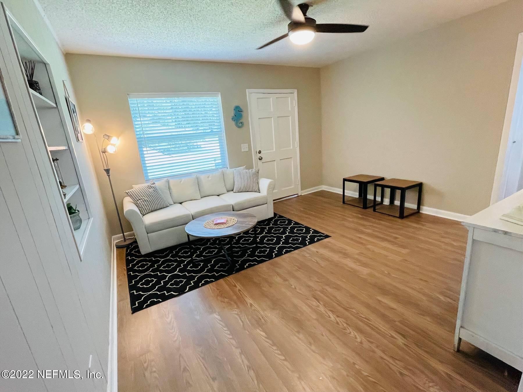 2946 Lopez Road Jacksonville, FL 32216 - Photo 4 of 26 13334795-4