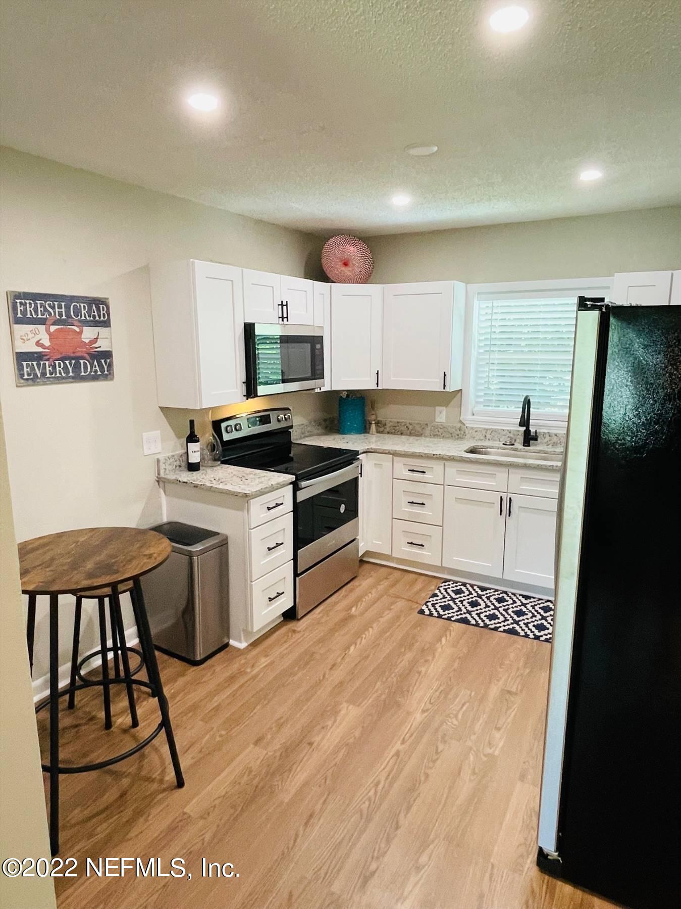 2946 Lopez Road Jacksonville, FL 32216 - Photo 5 of 26 13334795-5