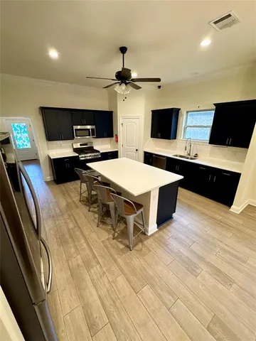 $2,400 | 402 Coppice Place, Bossier City, LA 71111