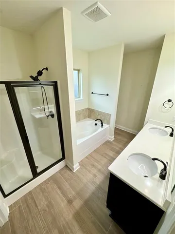 $2,400 | 402 Coppice Place, Bossier City, LA 71111