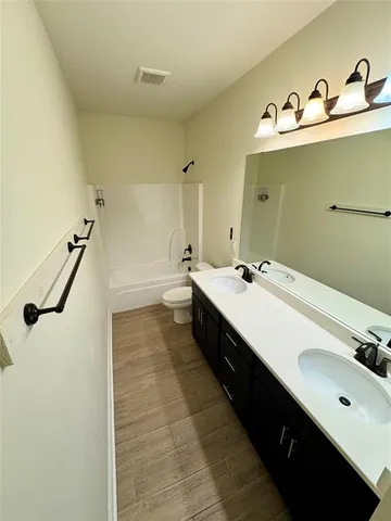 $2,400 | 402 Coppice Place, Bossier City, LA 71111