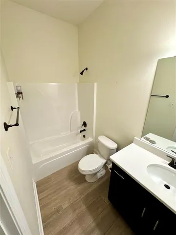 $2,400 | 402 Coppice Place, Bossier City, LA 71111