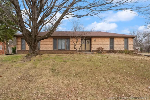 $1 | 112 Clearview Drive, Jeffersonville, IN 47130