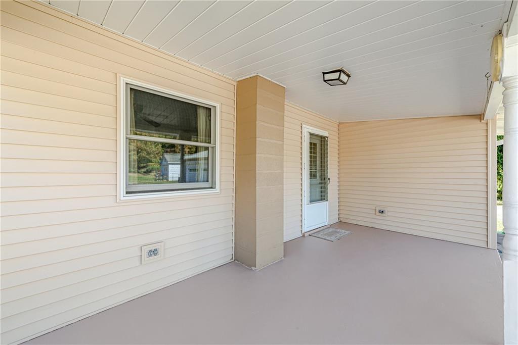 1598 Keystone Park Road New Alexandria, PA 15670 - Photo 21 of 28 an empty room with windows