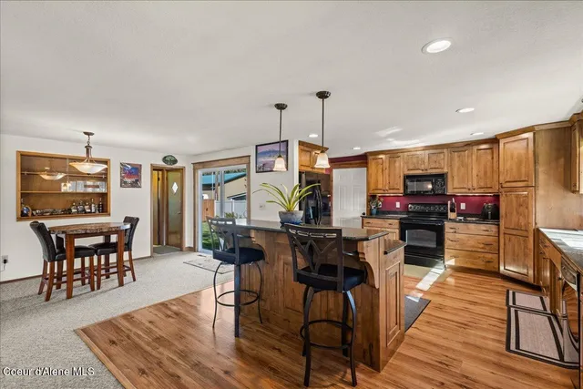 $430,000 | 202 Country Club Lane, Pinehurst, ID 83850