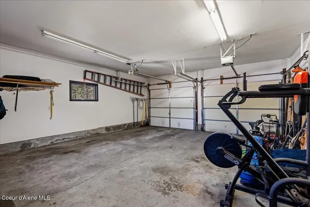 $430,000 | 202 Country Club Lane, Pinehurst, ID 83850