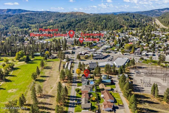 $430,000 | 202 Country Club Lane, Pinehurst, ID 83850
