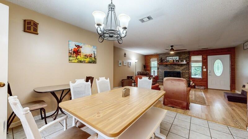 1603 Bethlehem Church Road Bonifay, FL 32425 - Photo 8 of 52 Dining/Living