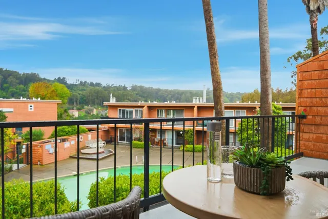 $599,000 | 116 Stanford Way, Sausalito, CA 94965