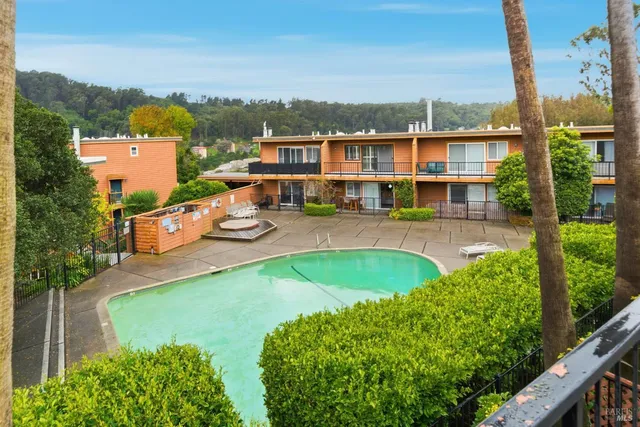 $599,000 | 116 Stanford Way, Sausalito, CA 94965