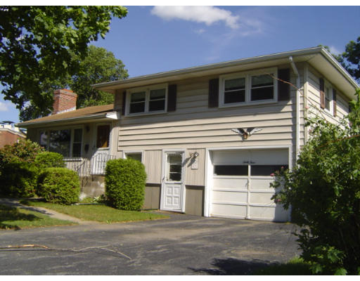 64 Crowningshield Road Worcester, MA 01604 - Photo 1 of 1 Gallery Image 1