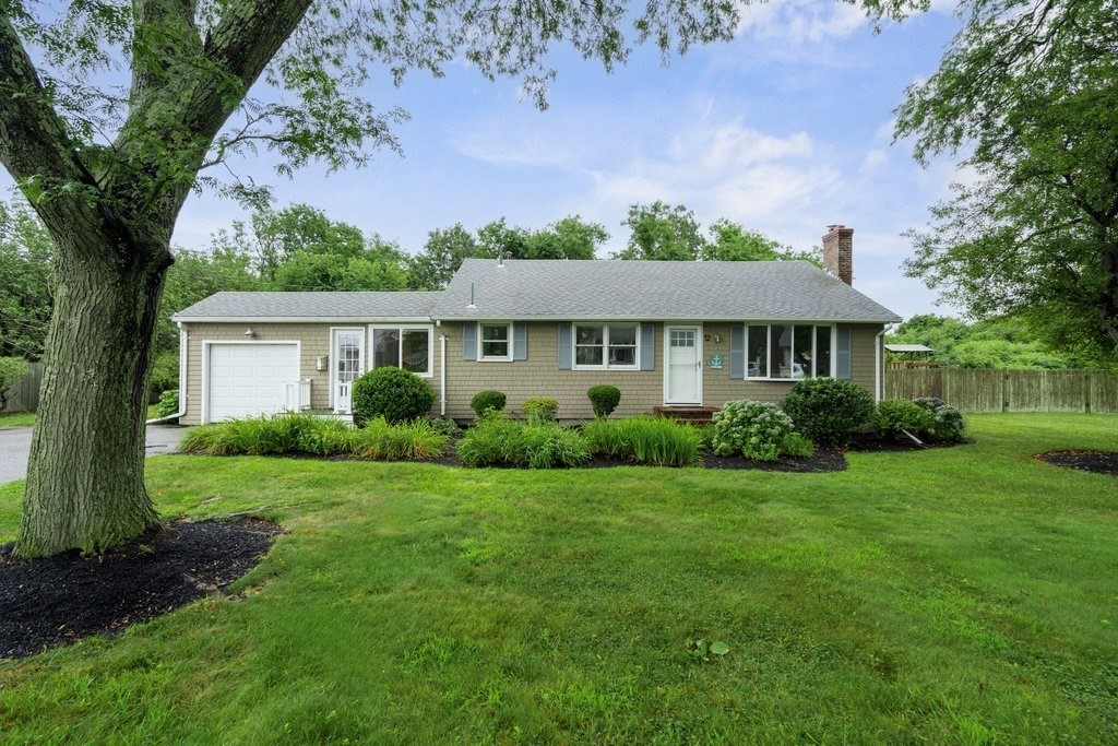 12 Old Farm Road Scituate, MA 02066 - Photo 1 of 35 Gallery Image 1